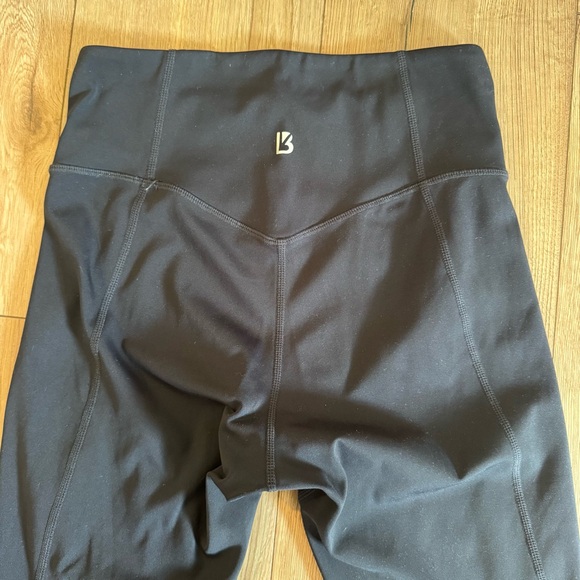BuffBunny Outlaw Leggings Medium - Picture 7 of 8